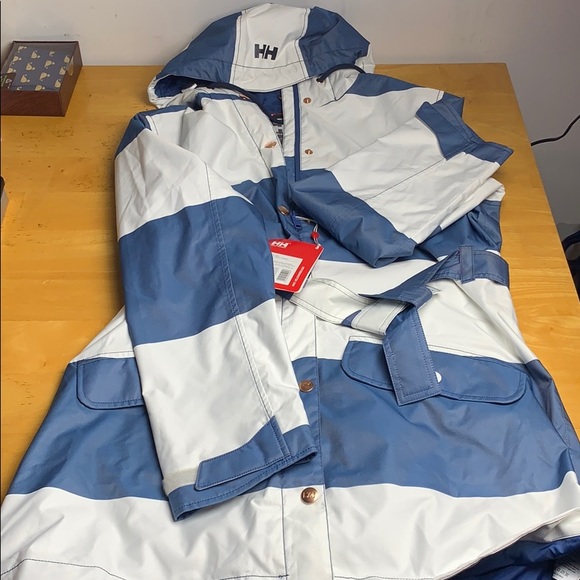 Helly Hansen Jackets & Blazers - Helly Hansen slyness Coat